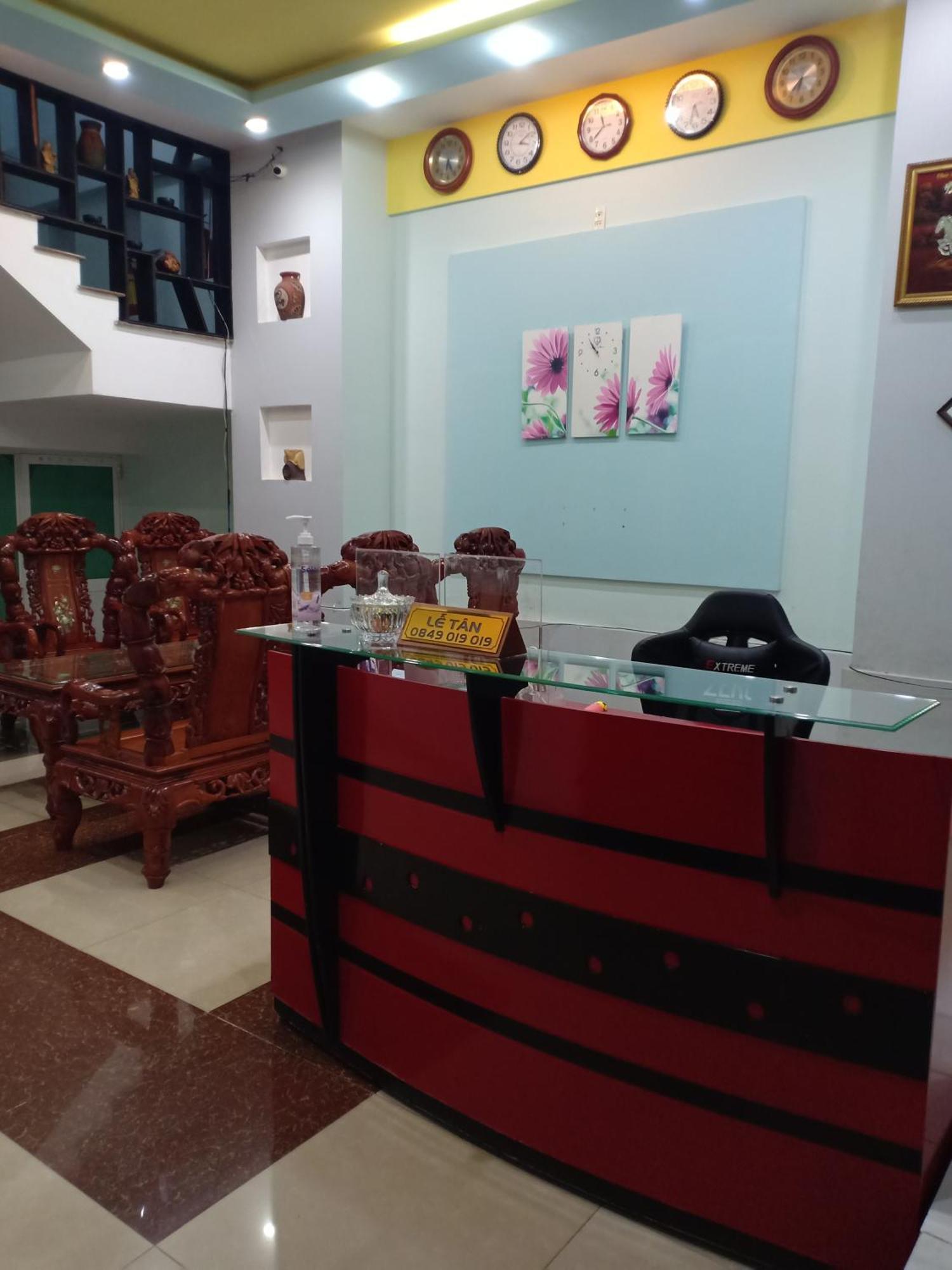 Nha Nghi Kim Lai - Doi Dien Benh Vien Tinh Gia Lai -132 Ton That Tung Pleiku Room photo